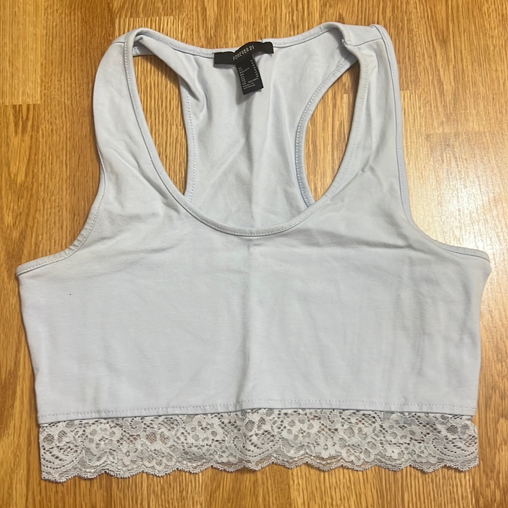LACE CROP TOP